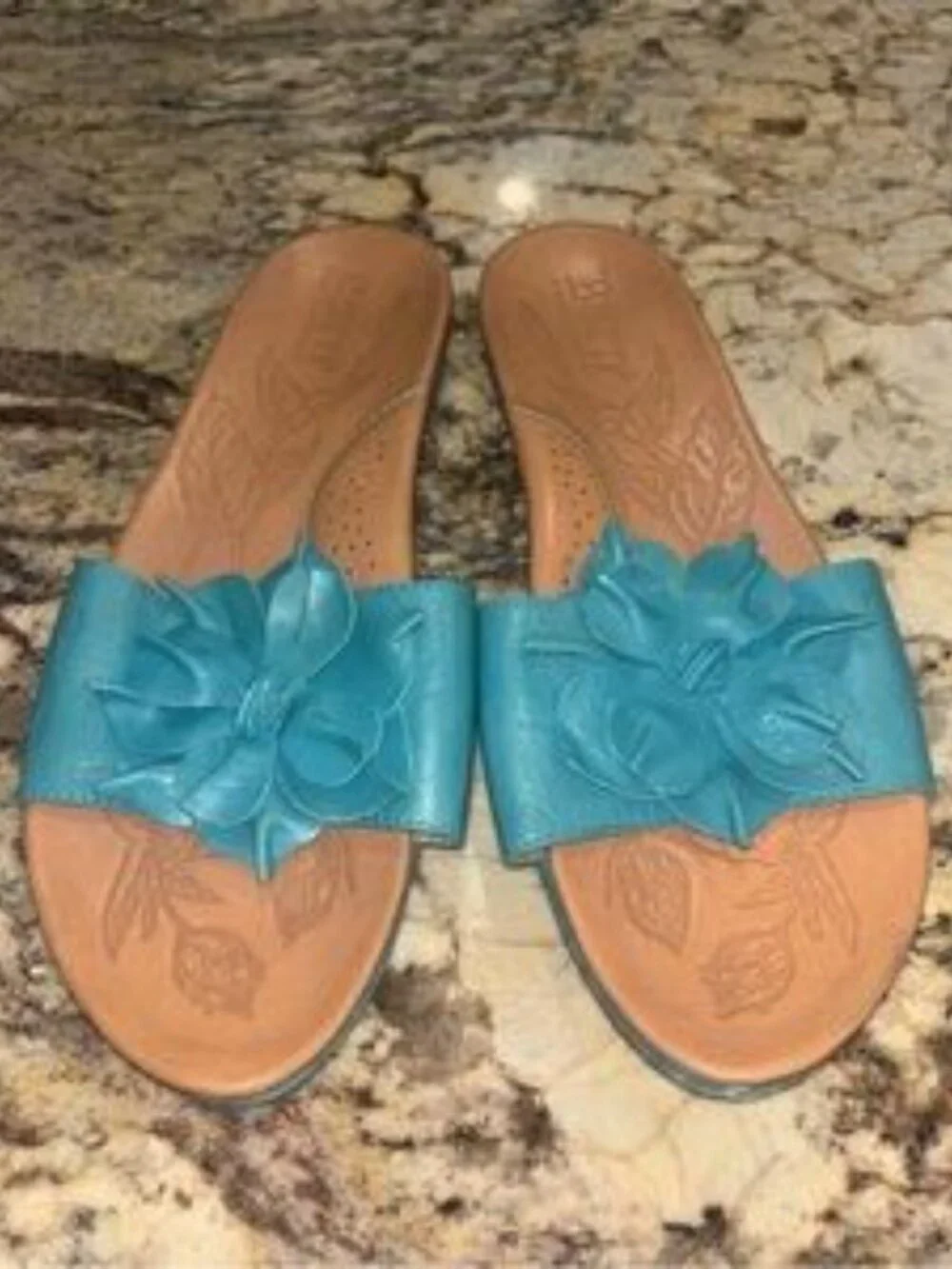 b.o.c. Teal Floral Slide Sandals - Picture 2 of 9